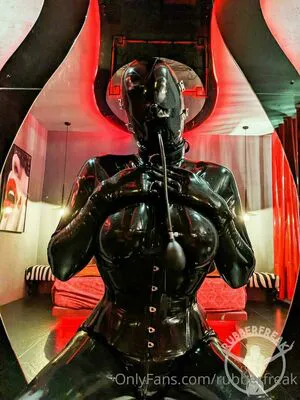 Rubberfreak OnlyFans Leaked Free Thumbnail Picture - #VFsZW2ugAm