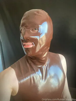Rubberskaterboy OnlyFans Leaked Free Thumbnail Picture - #6EyG8G0kbj