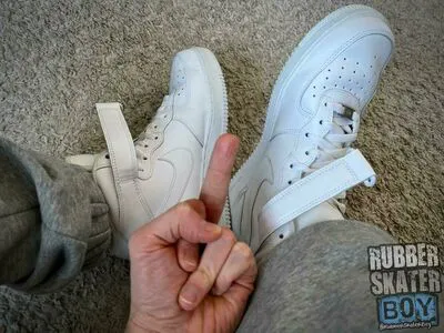 Rubberskaterboy OnlyFans Leaked Free Thumbnail Picture - #LY9akI9Q2V
