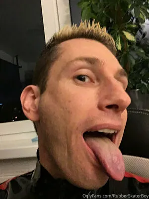 Rubberskaterboy OnlyFans Leaked Free Thumbnail Picture - #Mo39bClYNb