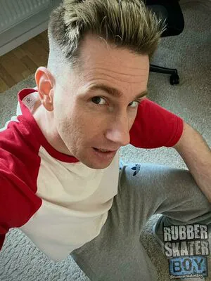 Rubberskaterboy OnlyFans Leaked Free Thumbnail Picture - #nH5i8uCxH9
