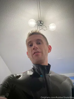 Rubberskaterboy OnlyFans Leaked Free Thumbnail Picture - #xoztTtza64