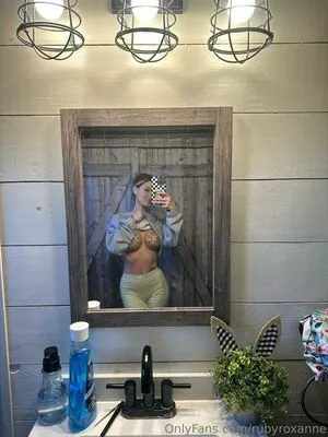 Rubyroxanne OnlyFans Leaked Free Thumbnail Picture - #DWWOM40iuC