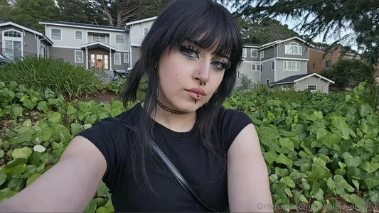 Rue Hernandez OnlyFans Leaked Free Thumbnail Picture - #P8d9AkFQBr