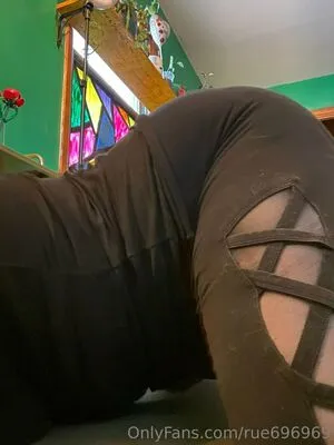 Rue696969 OnlyFans Leaked Free Thumbnail Picture - #4qQoX7dEv1