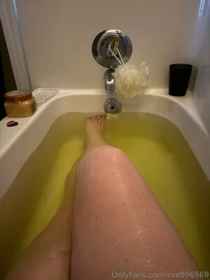 Rue696969 OnlyFans Leaked Free Thumbnail Picture - #7z7ufjhuDp