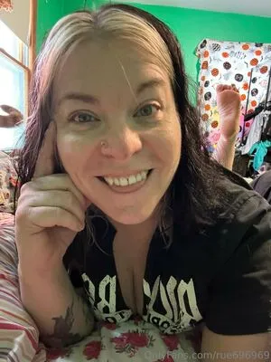 Rue696969 OnlyFans Leaked Free Thumbnail Picture - #8YgqIuugFx