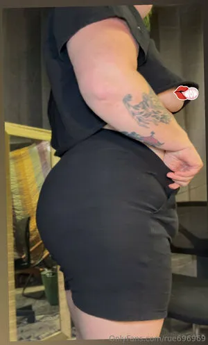 Rue696969 OnlyFans Leaked Free Thumbnail Picture - #nx9FPHIIyq