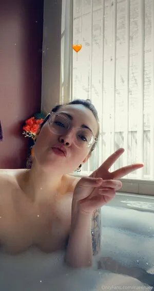 Rueeruee OnlyFans Leaked Free Thumbnail Picture - #2ICoJgbDN7