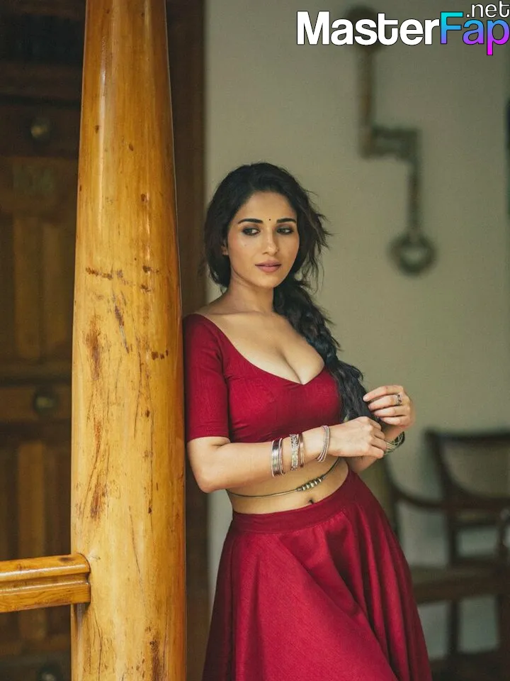 ruhani-sharma