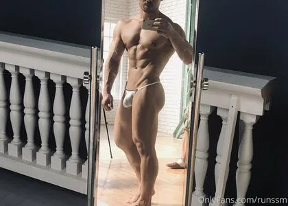 Runssm OnlyFans Leaked Free Thumbnail Picture - #8XvTrPMsbc