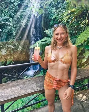 Ruth Buscombe OnlyFans Leaked Free Thumbnail Picture - #iiwT9EZq72