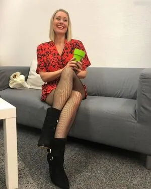 Ruth Moschner OnlyFans Leaked Free Thumbnail Picture - #1ujJVyB0xY