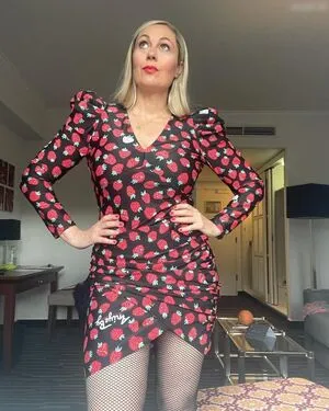 Ruth Moschner OnlyFans Leaked Free Thumbnail Picture - #STuVN40Ft2
