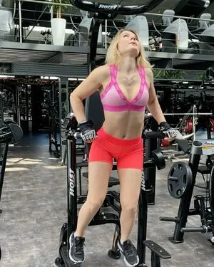 Ruzhena Bedzir OnlyFans Leaked Free Thumbnail Picture - #XLyV7Gl0Z1