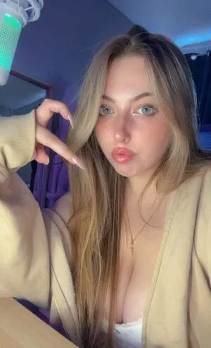 Rxze Xo OnlyFans Leaked Free Thumbnail Picture - #AdxSSCLtOi