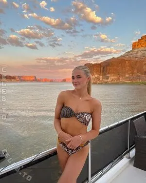 Rylee Arnold OnlyFans Leaked Free Thumbnail Picture - #AI2Pcp6Fk3