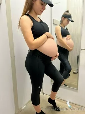 Ryliefoxx OnlyFans Leaked Free Thumbnail Picture - #cInPlJhEH8