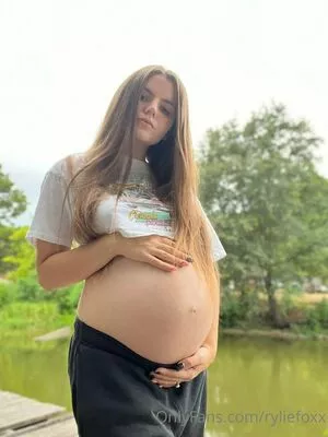 Ryliefoxx OnlyFans Leaked Free Thumbnail Picture - #fb2YBbfszK