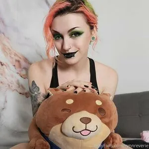 Rynnreverie OnlyFans Leaked Free Thumbnail Picture - #bvhXmtIx5w