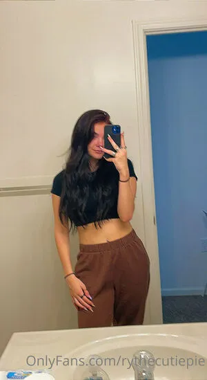 Rythecutiepie OnlyFans Leaked Free Thumbnail Picture - #8OXZrjL3nz