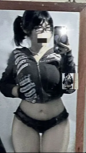 Rzz OnlyFans Leaked Free Thumbnail Picture - #9zoDUCSoR0