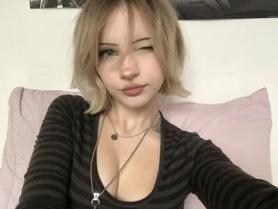 Saabine777 OnlyFans Leaked Free Thumbnail Picture - #48AqG3Pm5k