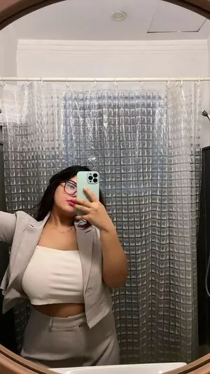 Saachi Sood OnlyFans Leaked Free Thumbnail Picture - #4DnM7zJQ4f