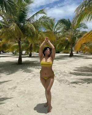 Saachi Sood OnlyFans Leaked Free Thumbnail Picture - #E8opUODa19