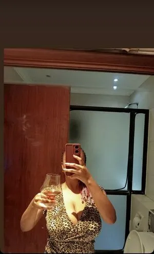Saadahali5 OnlyFans Leaked Free Thumbnail Picture - #43ArIzpLgT