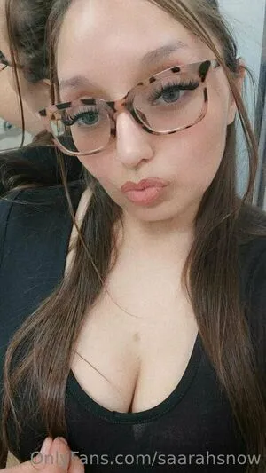 Saarahsnow OnlyFans Leaked Free Thumbnail Picture - #HzmDctFAta