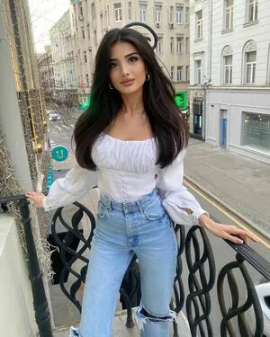 Sabina Agaeva Ahmed OnlyFans Leaked Free Thumbnail Picture - #Y3YmhcYlHR