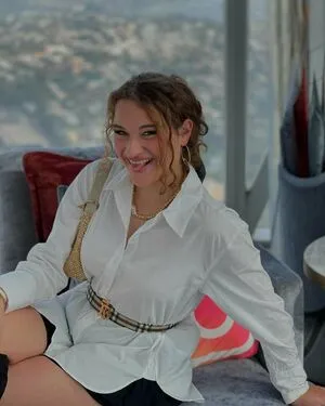 Sabre Norris OnlyFans Leaked Free Thumbnail Picture - #ADbuUdB2n5