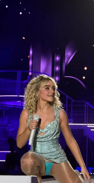 Sabrina Carpenter OnlyFans Leaked Free Thumbnail Picture - #9e9auxeDLL