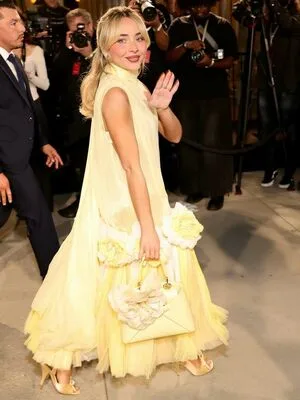 Sabrina Carpenter OnlyFans Leaked Free Thumbnail Picture - #aEMMASjGoA