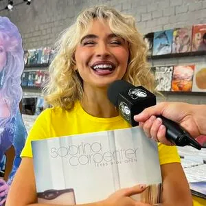 Sabrina Carpenter OnlyFans Leaked Free Thumbnail Picture - #b080yCU5GP