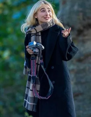 Sabrina Carpenter OnlyFans Leaked Free Thumbnail Picture - #zYE8Rw8Wvu