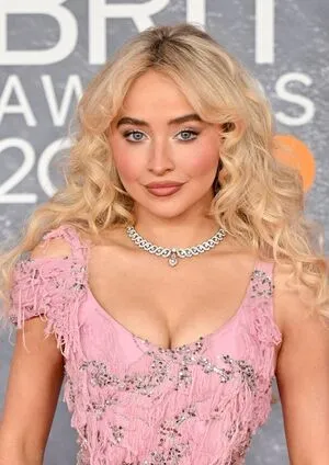 Sabrina Carpenter OnlyFans Leaked Free Thumbnail Picture - #2Xr75BWHio