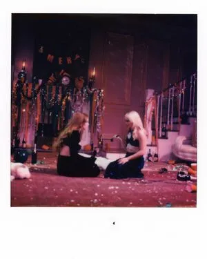 Sabrina Carpenter OnlyFans Leaked Free Thumbnail Picture - #3rZheCjgjc