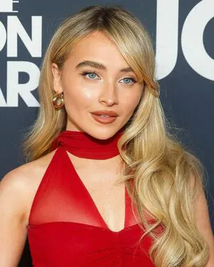 Sabrina Carpenter OnlyFans Leaked Free Thumbnail Picture - #KGCU1Am5RA