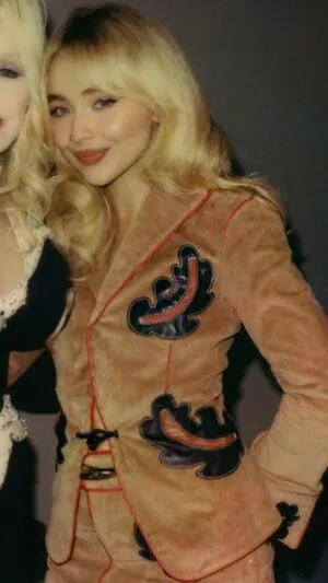 Sabrina Carpenter OnlyFans Leaked Free Thumbnail Picture - #SfV86AndAT