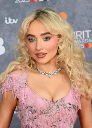 Sabrina Carpenter OnlyFans Leaked Free Thumbnail Picture - #TINNjnWqOE