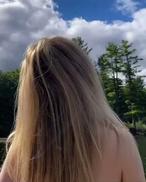 Sabrina Carpenter OnlyFans Leaked Free Thumbnail Picture - #WBSgOrHFuP