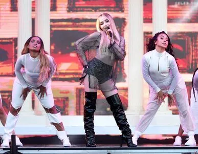 Sabrina Carpenter OnlyFans Leaked Free Thumbnail Picture - #ZOTuhUcpZQ