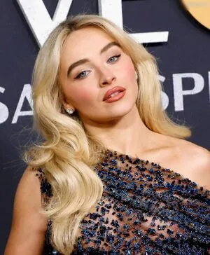 Sabrina Carpenter OnlyFans Leaked Free Thumbnail Picture - #ZynX7iG8FN