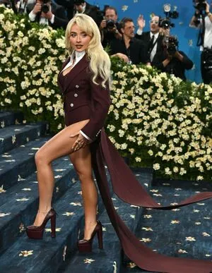 Sabrina Carpenter OnlyFans Leaked Free Thumbnail Picture - #aTZBzsd7gj