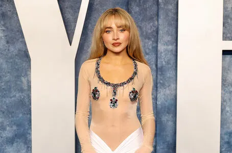 Sabrina Carpenter OnlyFans Leaked Free Thumbnail Picture - #cagTRrV4Uh