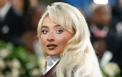 Sabrina Carpenter OnlyFans Leaked Free Thumbnail Picture - #mG2yU9swMb