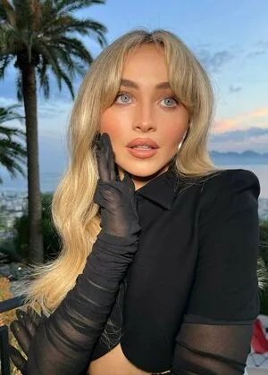 Sabrina Carpenter OnlyFans Leaked Free Thumbnail Picture - #nlFajG7Vn9