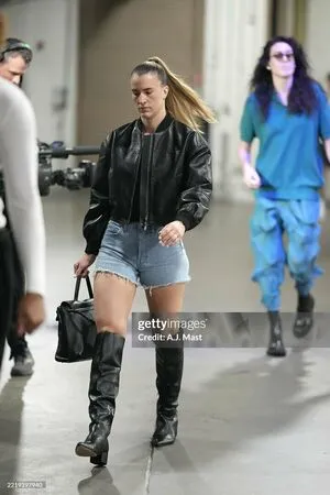 Sabrina Ionescu OnlyFans Leaked Free Thumbnail Picture - #7MjAnujL2B